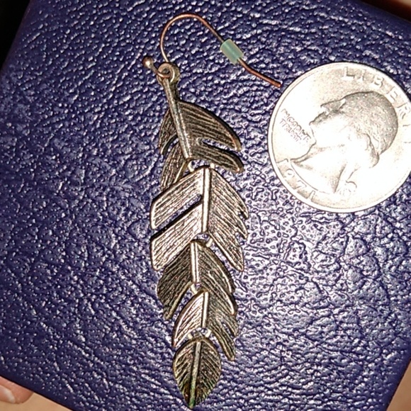 Earrings - Picture 3 of 3